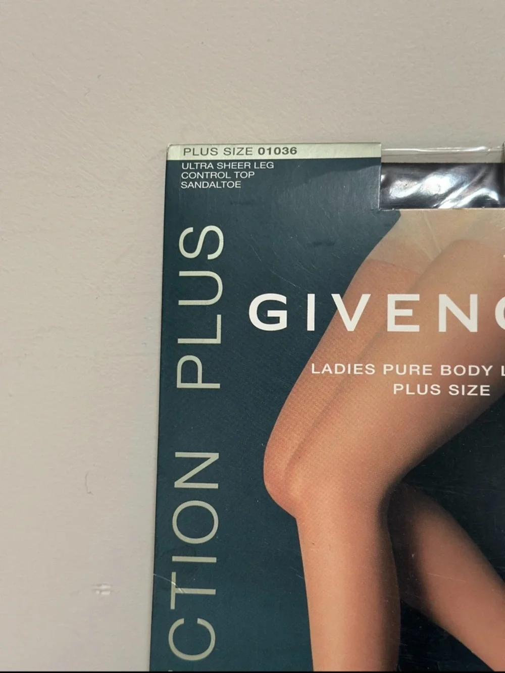 Givenchy Plus Size Pantyhose 1X/2X Jet Black 15 Denier Control Top NIP